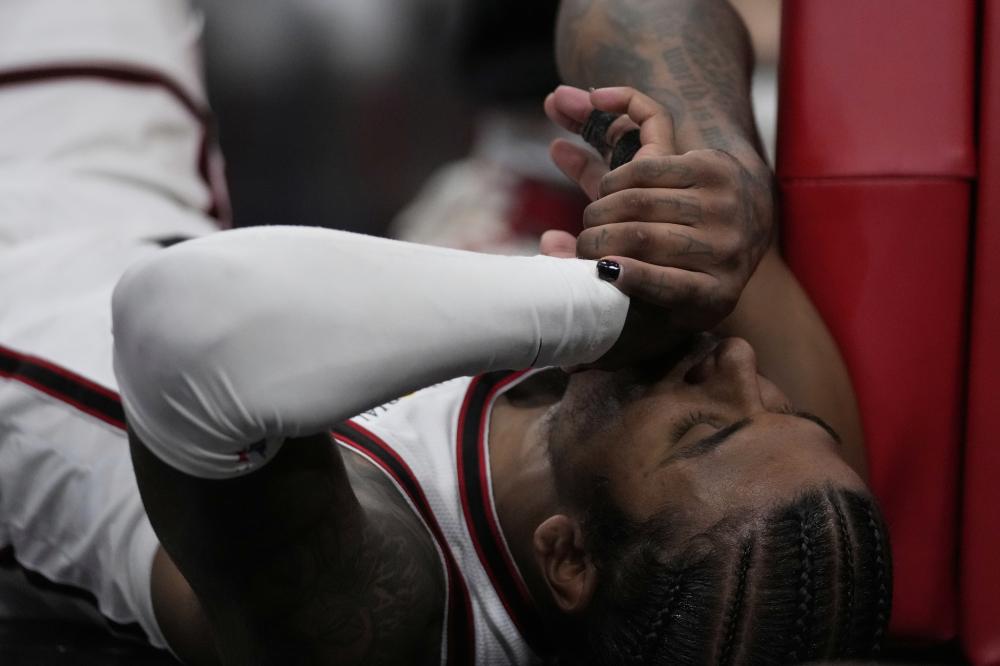 二人形成互 二人形成互