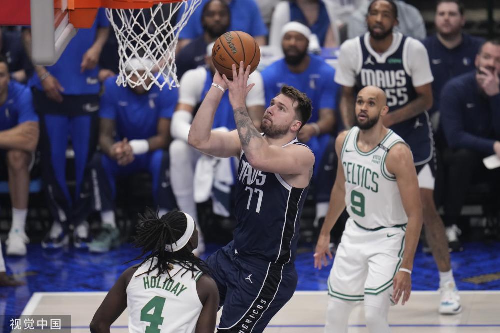 虽然两人的 虽然两人的