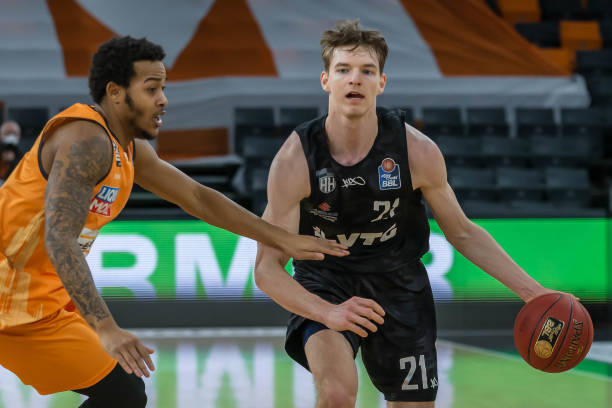 只是故事 只是故事