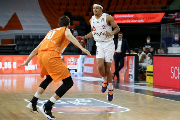 拉这样一位 拉这样一位